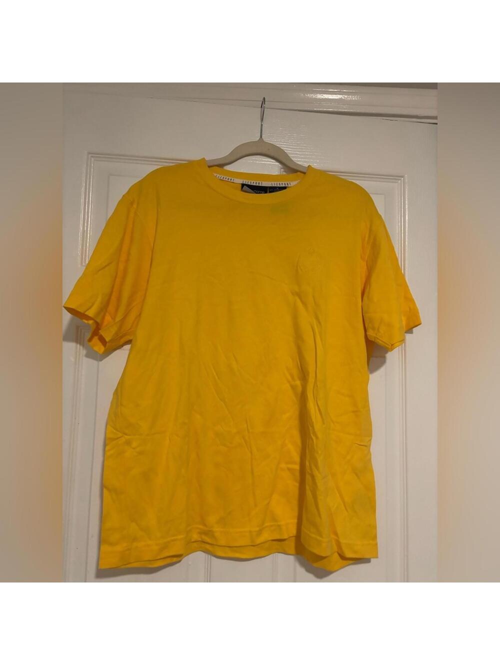 Liz Claiborne Bright Yellow Short Sleeve Tee